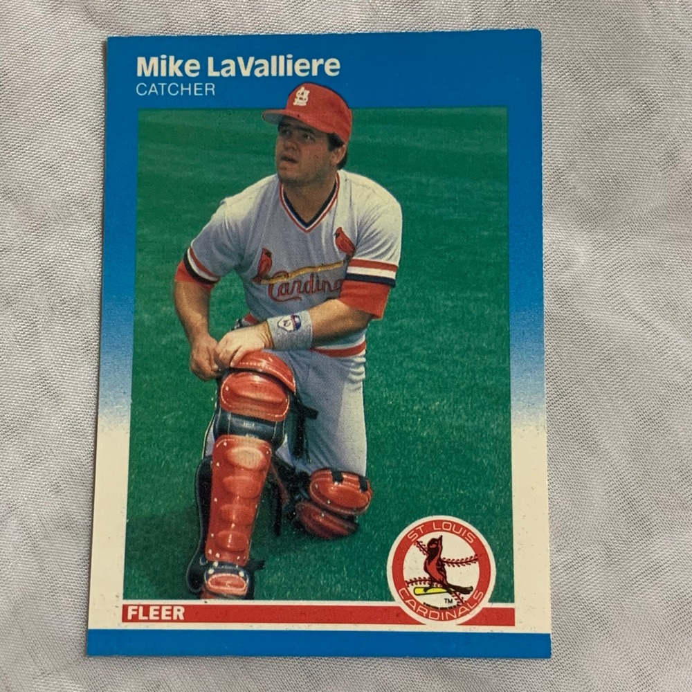 1987 Fleer Mike LaValliere 302 St Louis Cardinals Baseball Card Catcher MLB